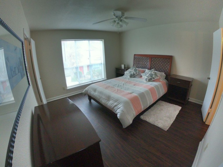 Photos of 7979 Westheimer Apartments